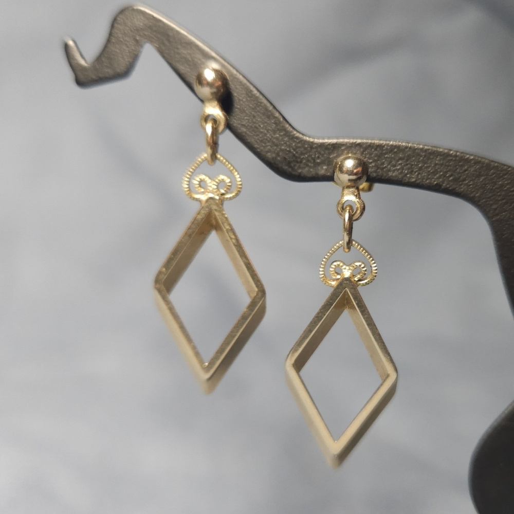 Elegant Gold Geometric Earrings plated most likely